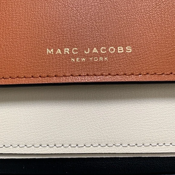 ❤️❤️❤️Marc Jacobs Smoked Almond Women's Mini Colorblocked Rider ❤️❤️❤️ - Picture 6 of 6